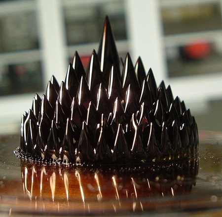 Ferrofluid_Image 04