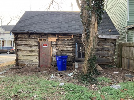 Before-Jonathan Street Cabin